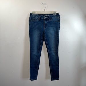 Universal Thread jeans